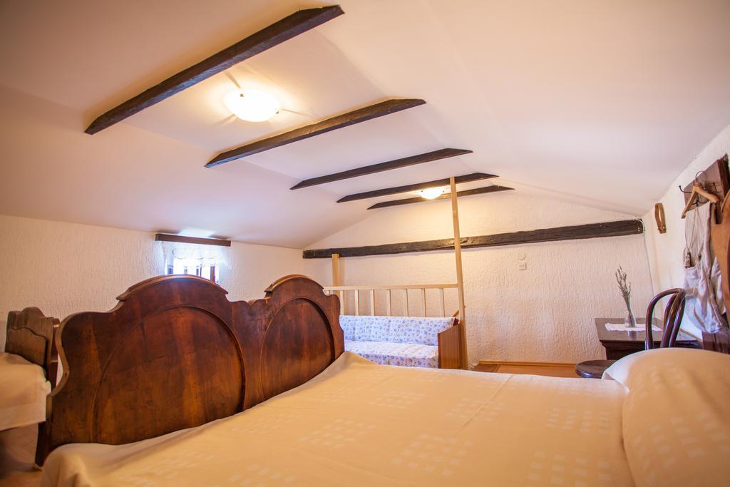 Apartment Vidovici Martinšćica Buitenkant foto
