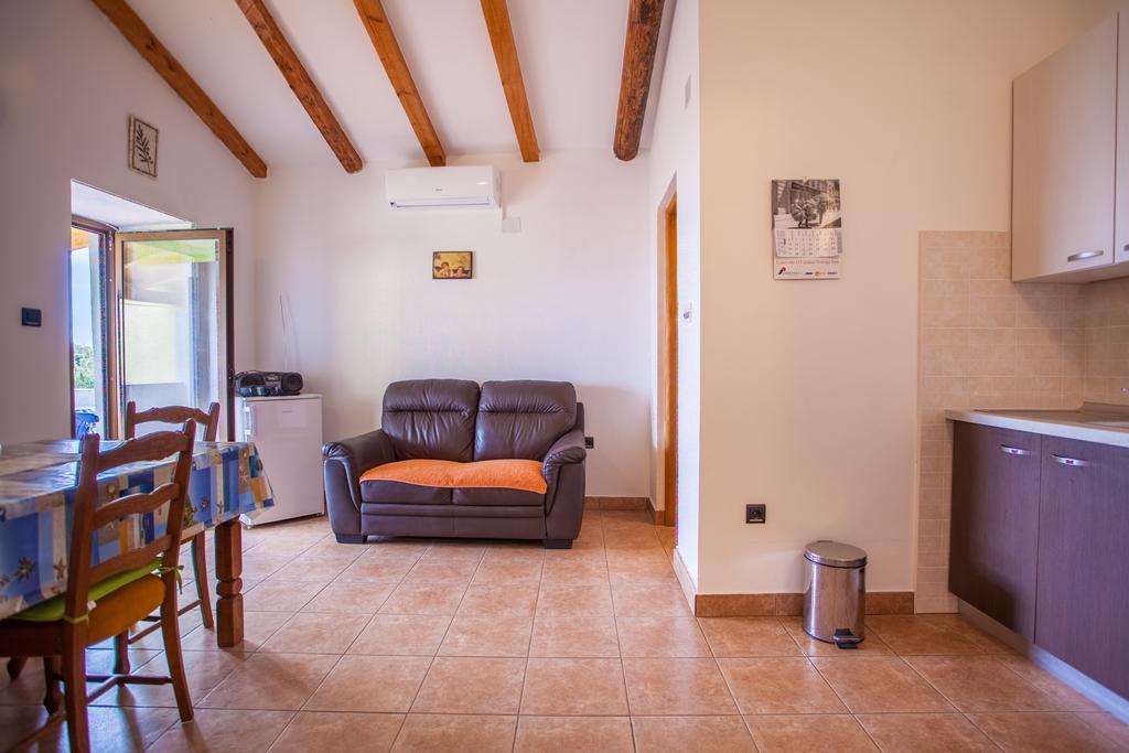 Apartment Vidovici Martinšćica Buitenkant foto