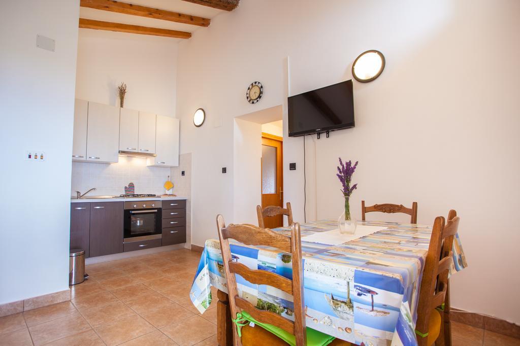 Apartment Vidovici Martinšćica Buitenkant foto