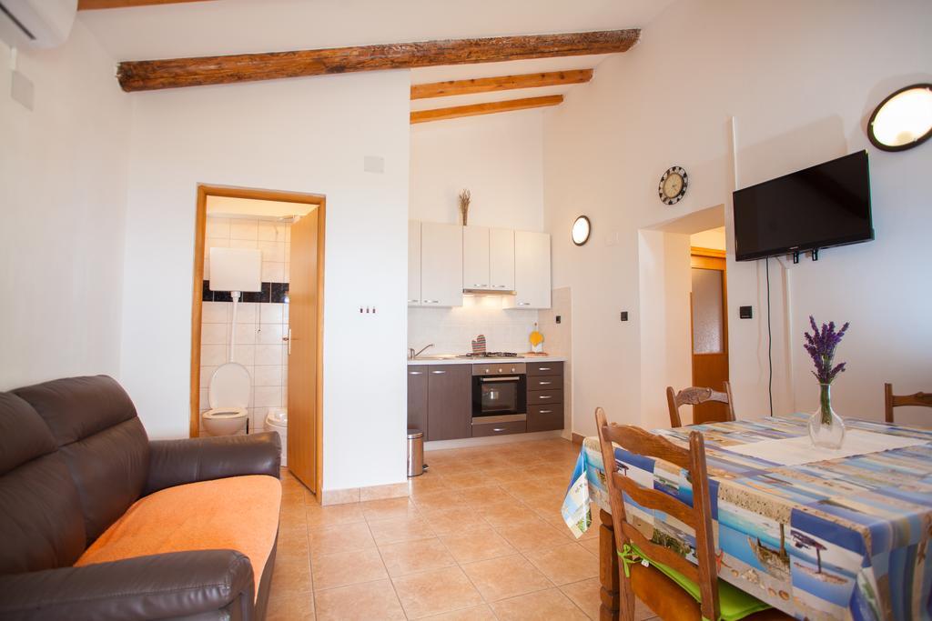 Apartment Vidovici Martinšćica Buitenkant foto